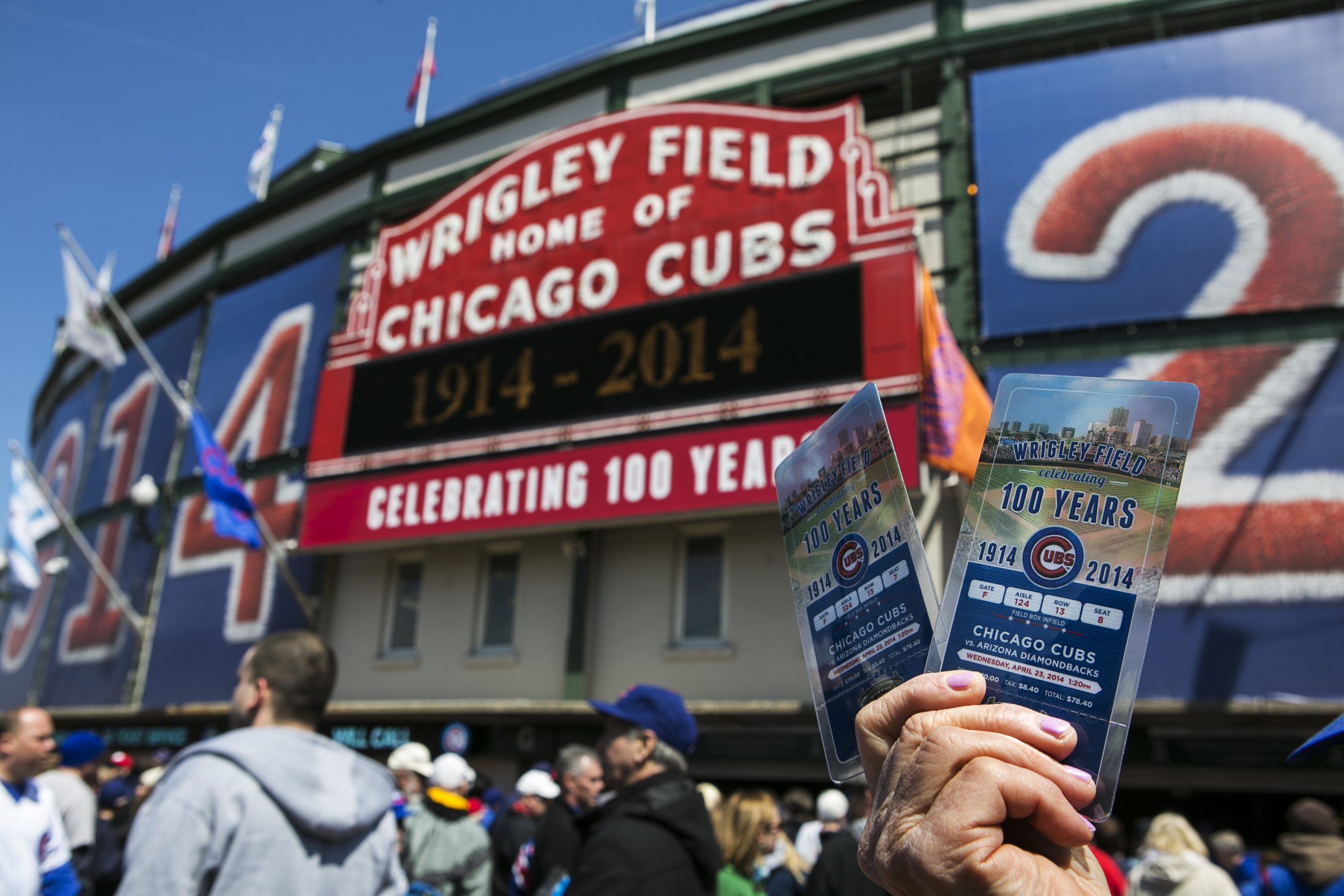 How to get free Chicago Cubs tickets